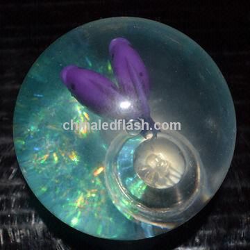 Clignotant eau Bouncing Ball avec lumière LED et paillettes